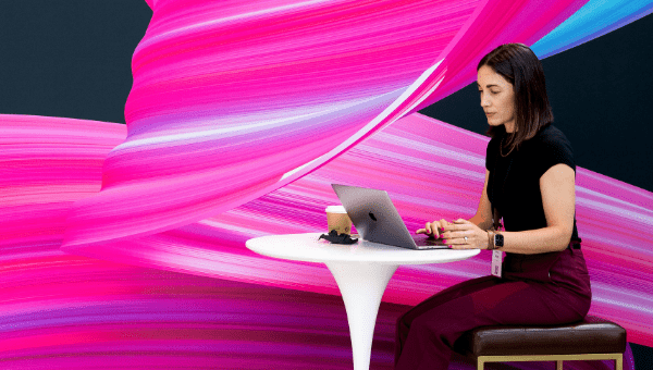 Creating Compelling Exhibit Graphics and Digital Displays